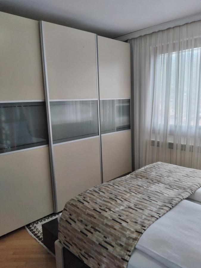 Omar'S View Apartment Sarajevo Exterior photo