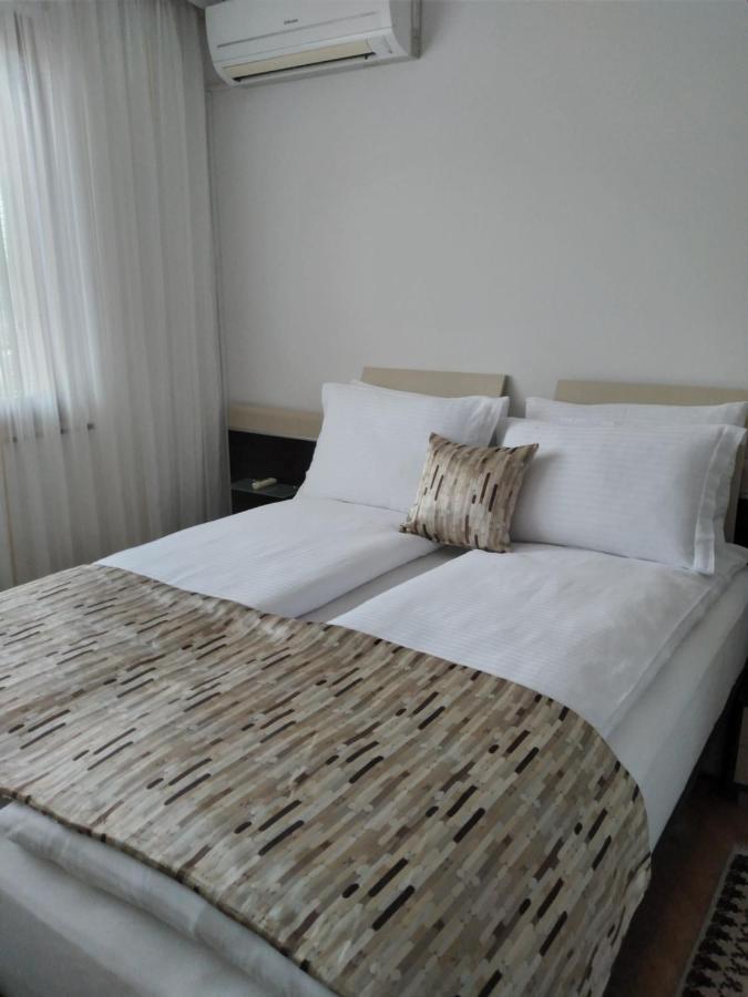 Omar'S View Apartment Sarajevo Exterior photo
